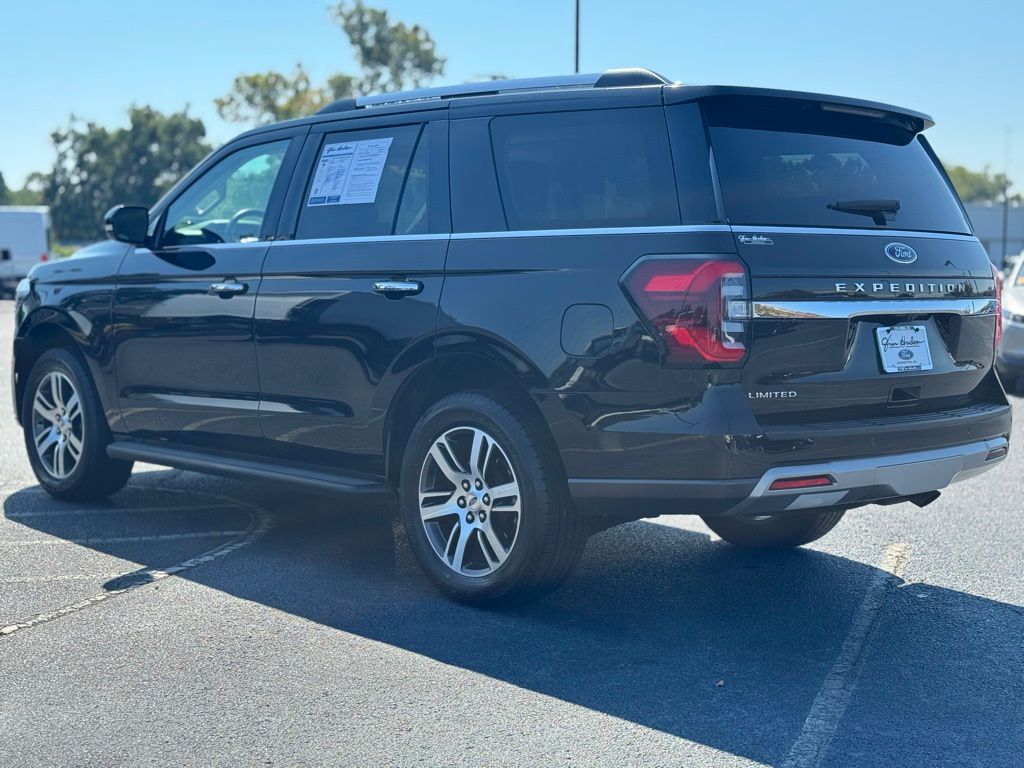 2024 Ford Expedition Limited photo 3
