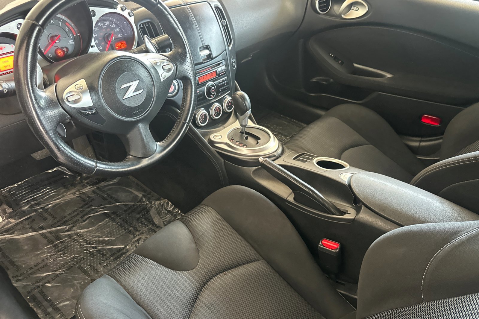 2010 Nissan 370Z Base photo 12