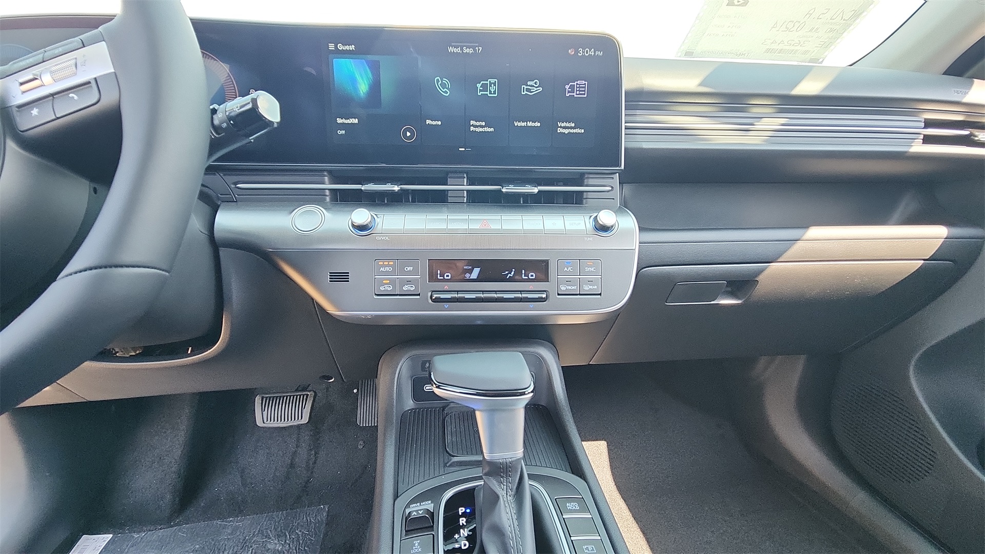 2026 Hyundai Kona SEL photo 17
