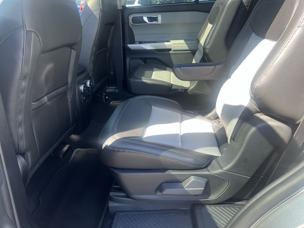 2022 Ford Explorer XLT photo 29