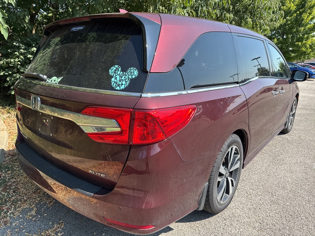 2018 Honda Odyssey Elite photo 3