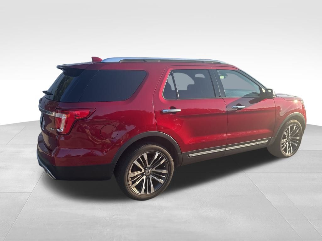 2017 Ford Explorer Platinum photo 3