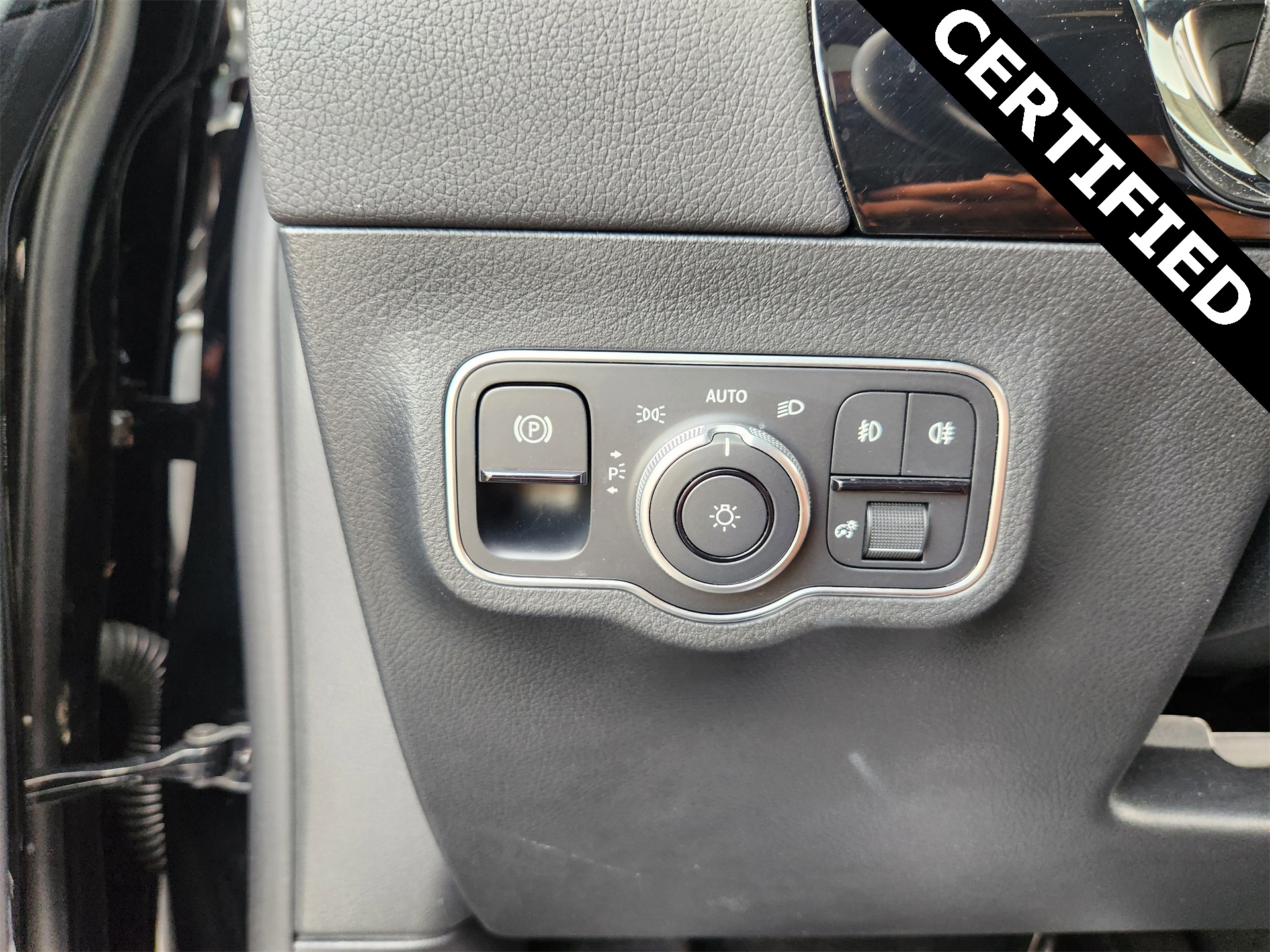 2024 Mercedes Benz GLA 250 photo 13
