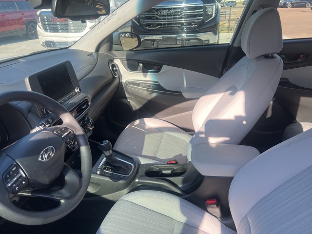 2023 Hyundai Kona SEL photo 7