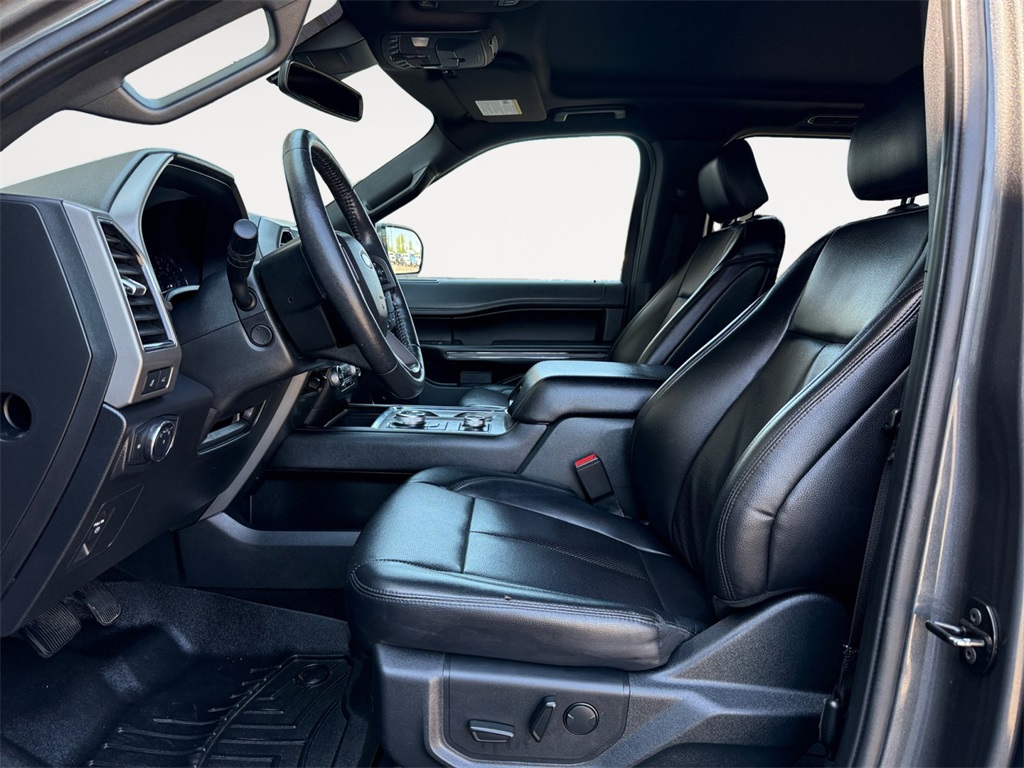 2020 Ford Expedition XLT photo 9
