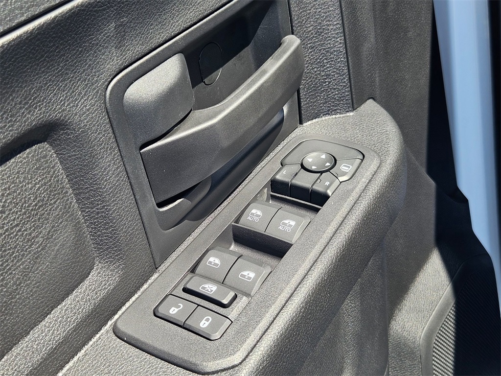 2025 Ram 2500 Tradesman photo 11