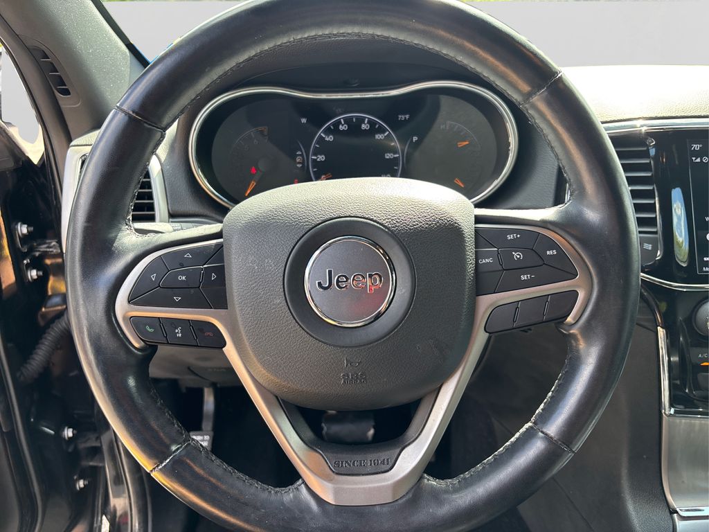 2021 Jeep Grand Cherokee Laredo X photo 22