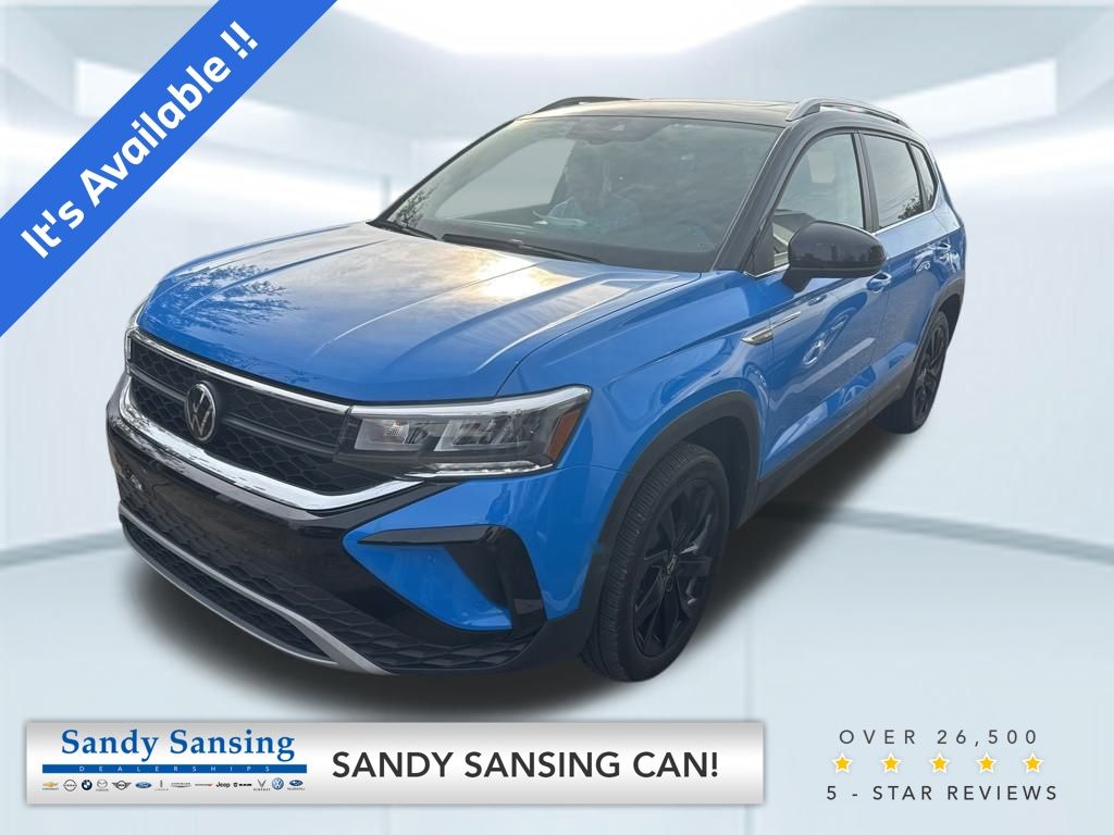 2024 Volkswagen Taos SE's photo