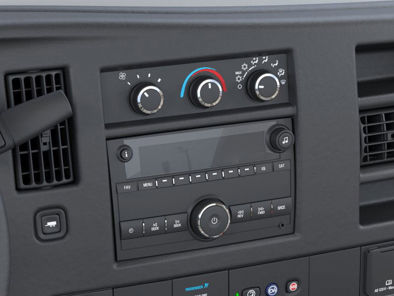 2025 Chevrolet Express Cutaway 3500 photo 16