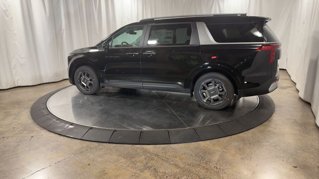 2026 Kia Carnival EX photo 2