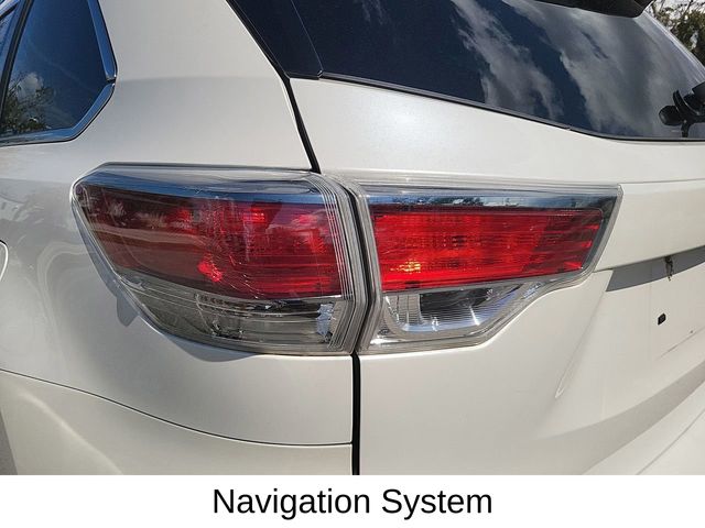 2016 Toyota Highlander XLE photo 4