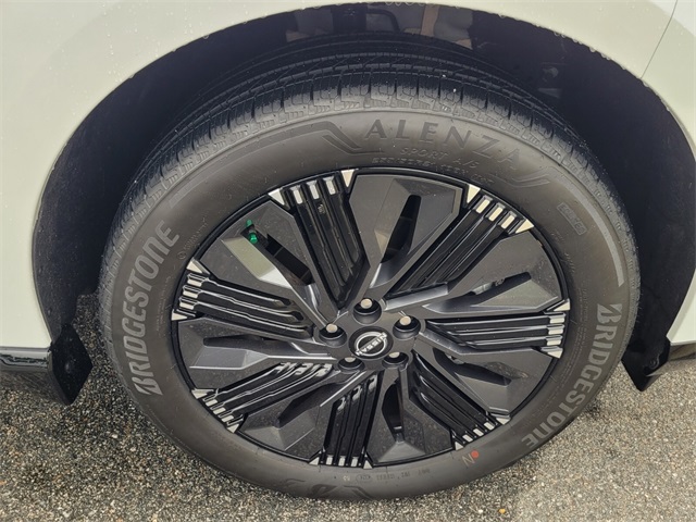 2025 Nissan Murano Platinum photo 16