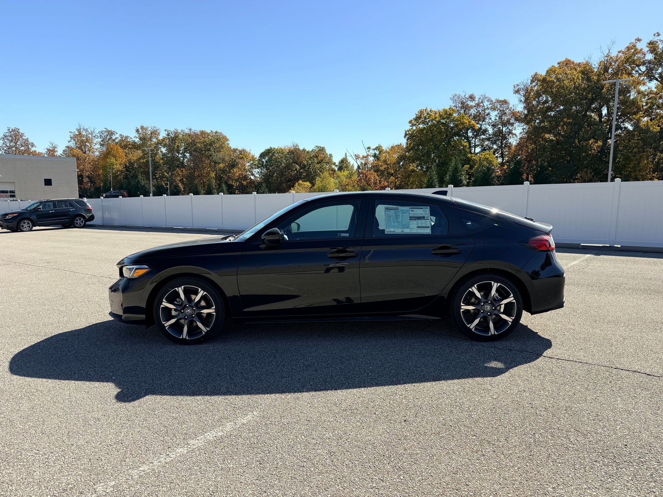 2026 Honda Civic Hatchback Hybrid Sport Touring photo 2