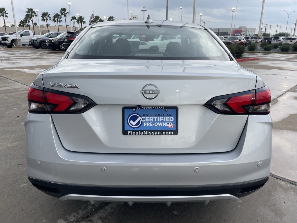 2025 Nissan Versa 1.6 SV photo 4
