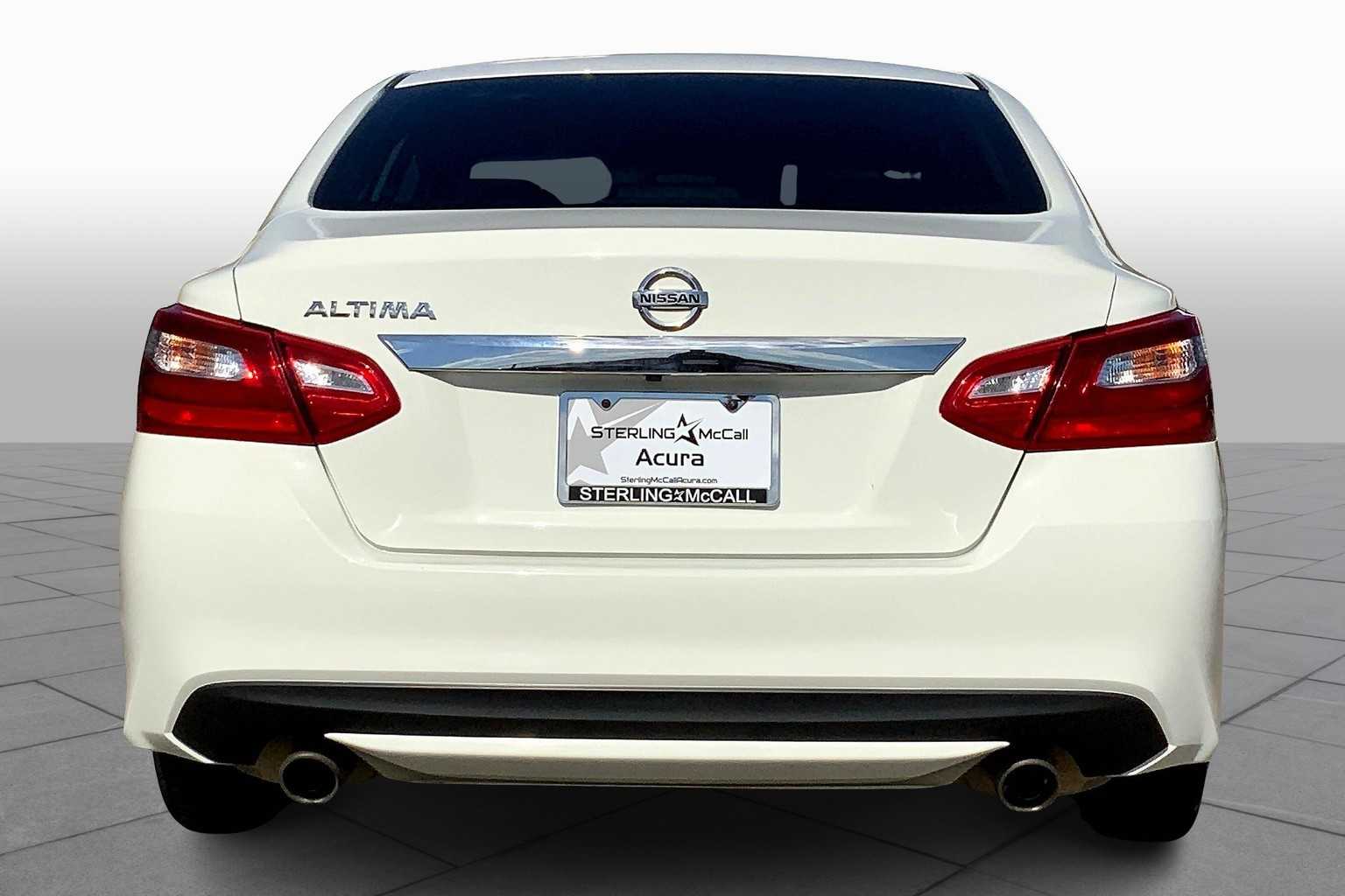 2017 Nissan Altima 2.5 S photo 3