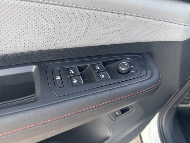 2025 Volkswagen Atlas Peak Edition SE photo 11