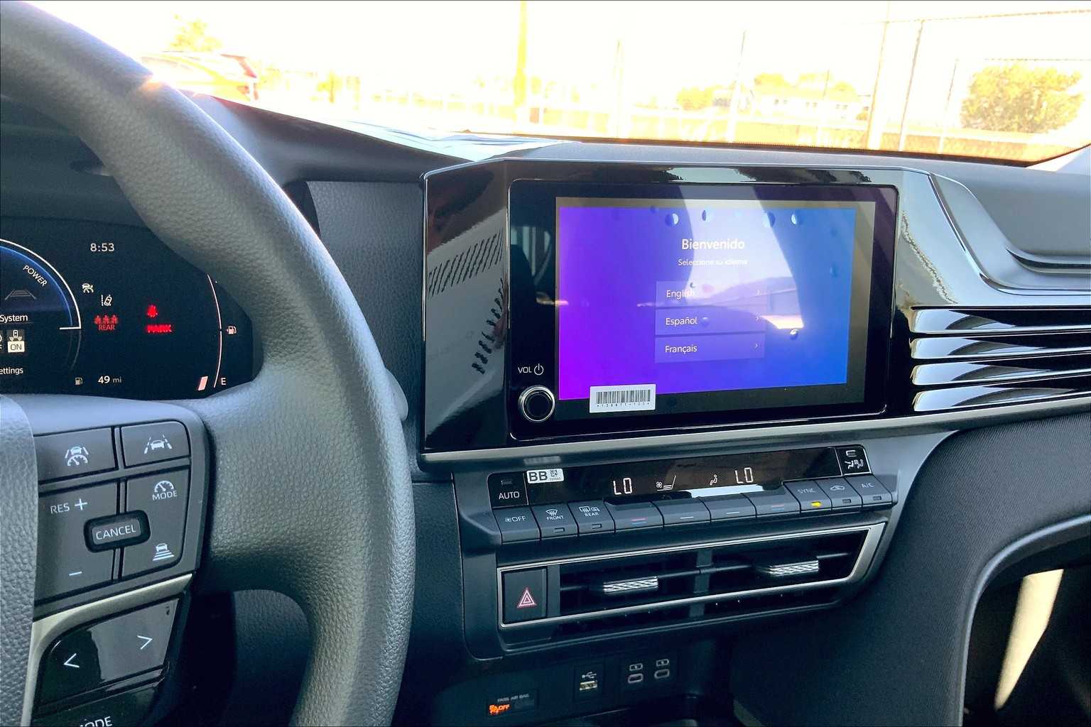 2025 Toyota Camry LE photo 6
