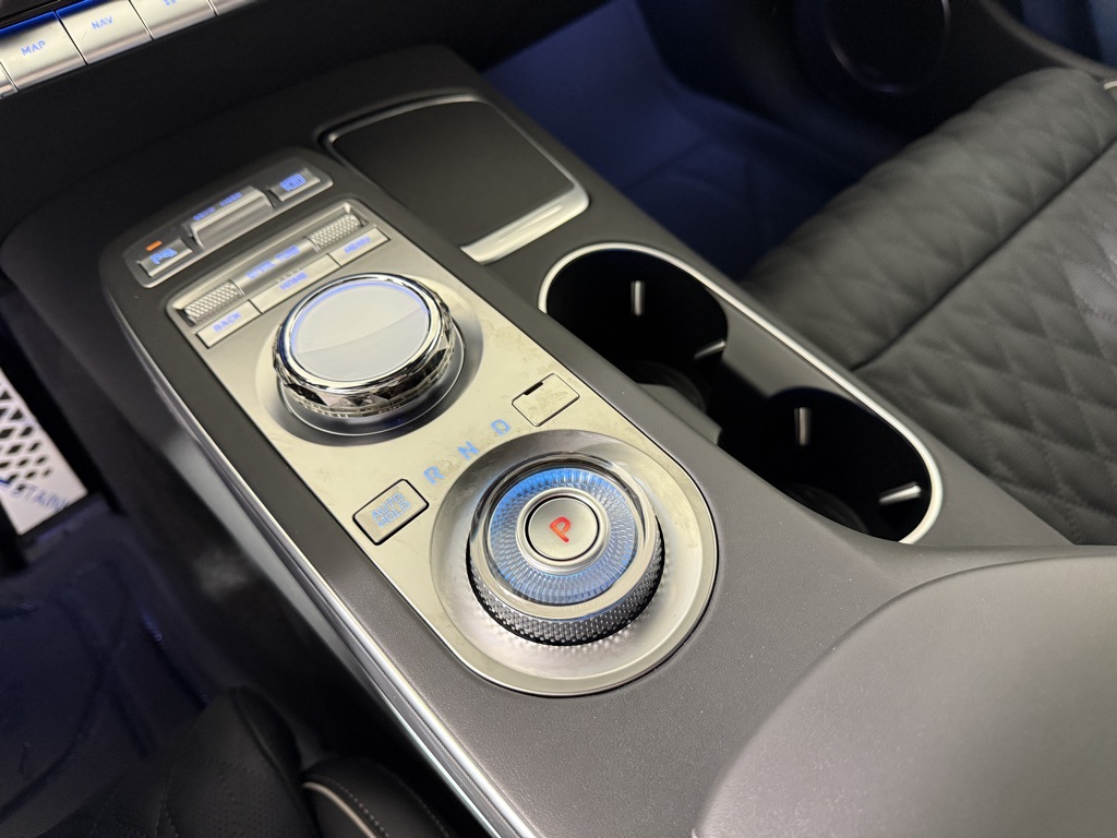 2025 Genesis GV70 3.5T Sport Advanced photo 5
