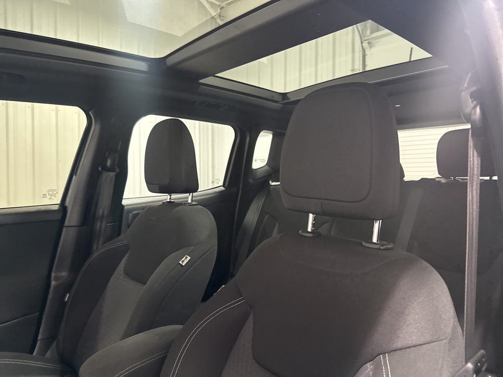 2021 Jeep Renegade Latitude photo 17