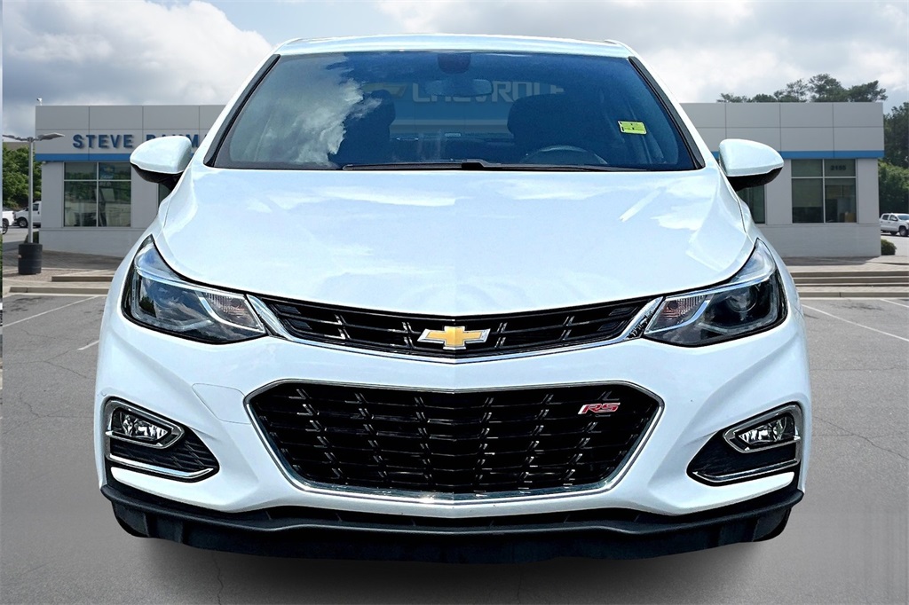 2017 Chevrolet Cruze LT photo 2