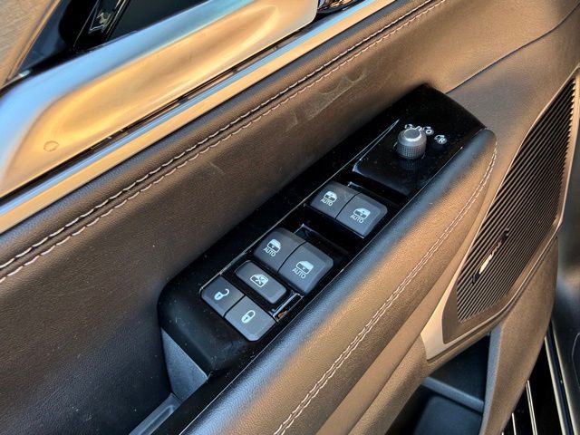 2025 Jeep Wagoneer Series II photo 4