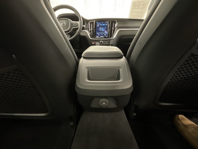 Used 2024 Gray Volvo B5 Core Dark Theme image 26