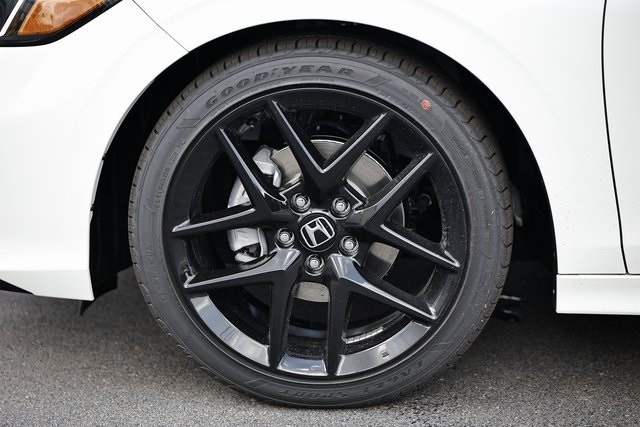 2026 Honda Civic Sport photo 4