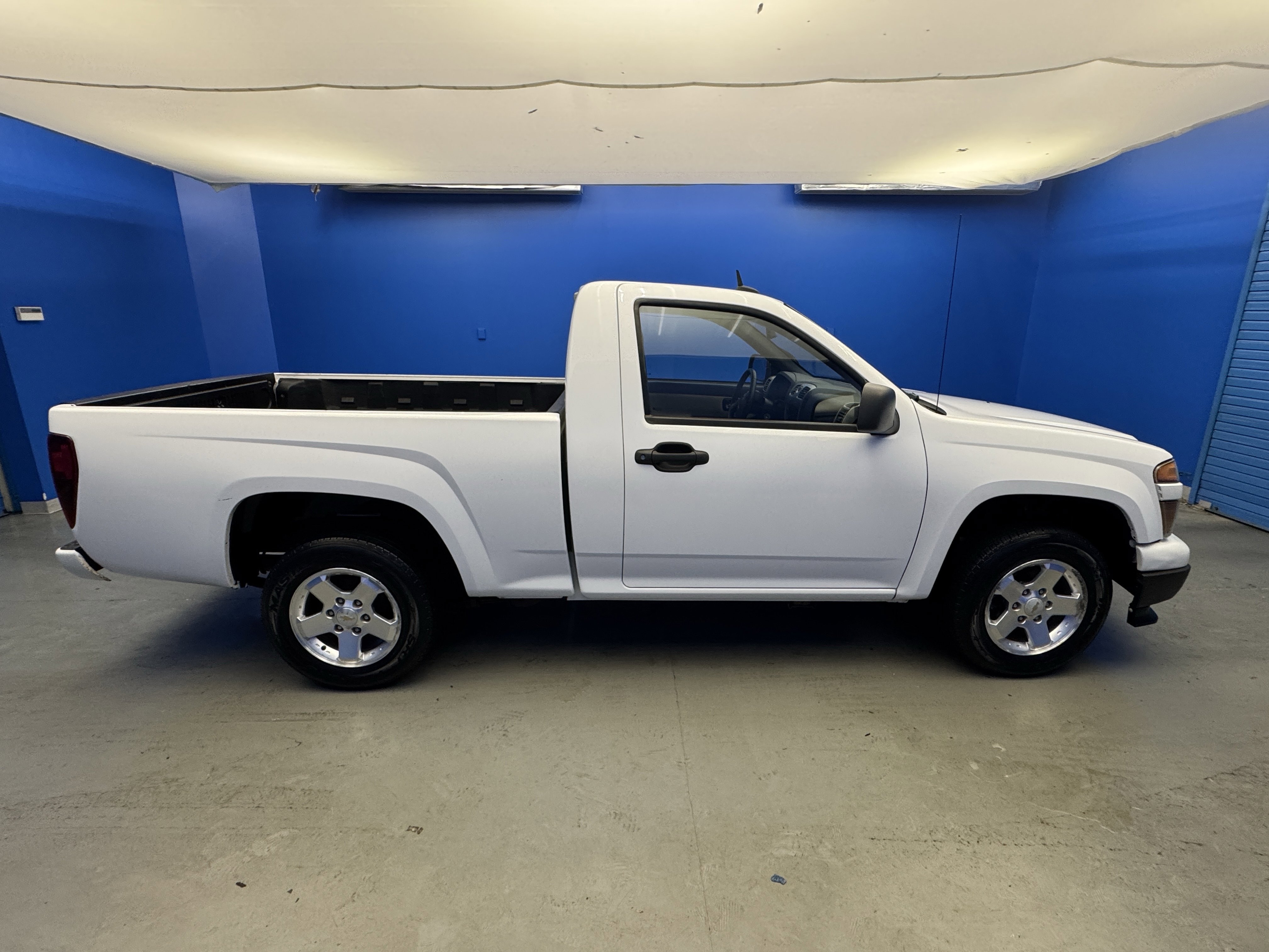 2010 Chevrolet Colorado photo 3