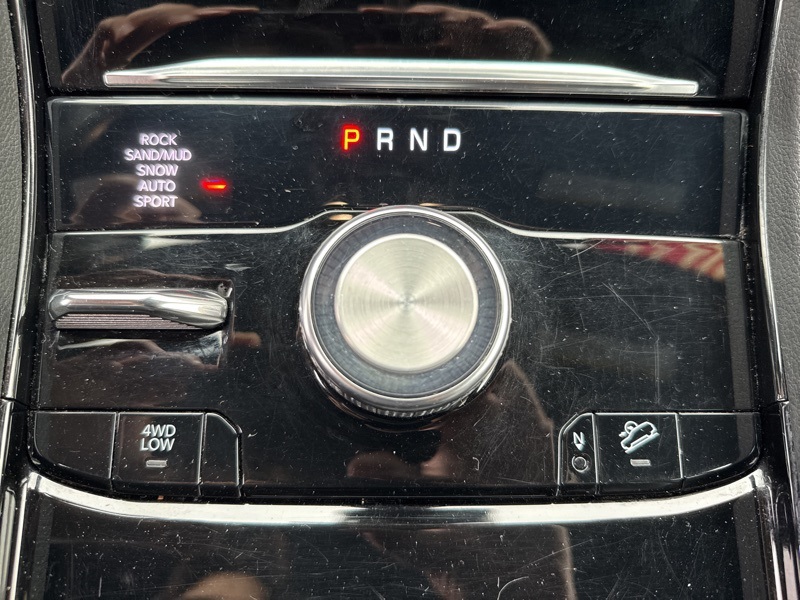2021 Jeep Grand Cherokee Overland Sport photo 34