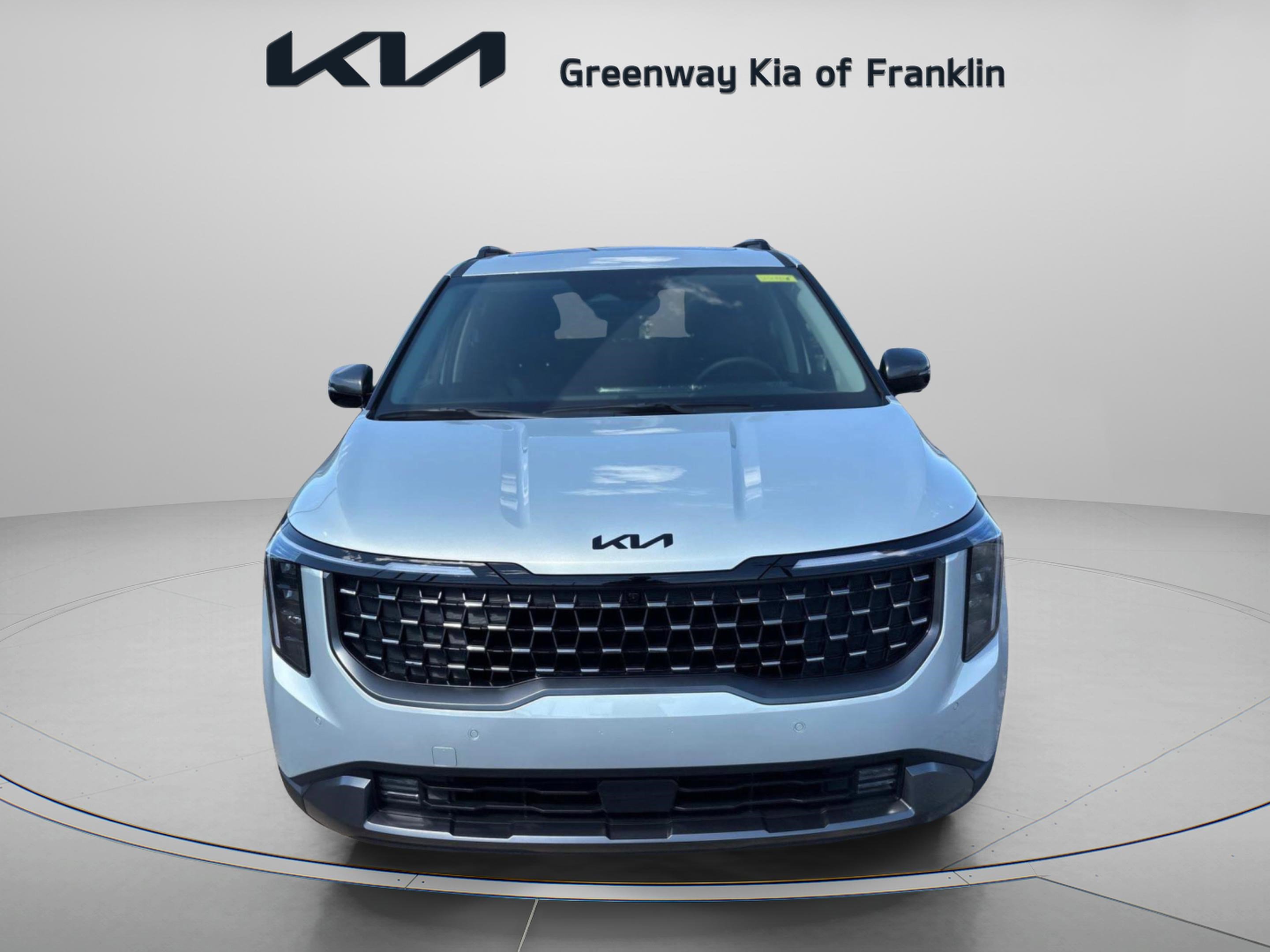 2026 Kia Carnival SX photo 2