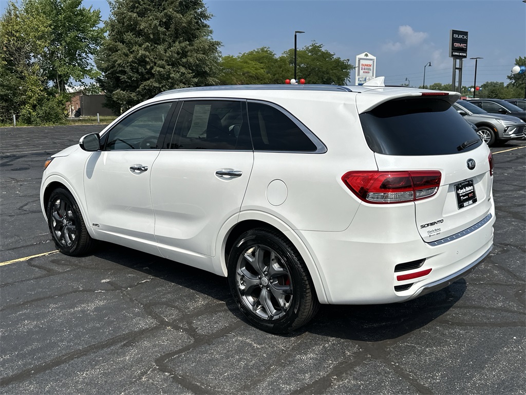 2017 Kia Sorento SX photo 4