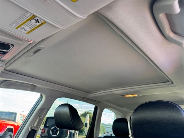 2017 Subaru Forester 2.0XT Premium photo 16