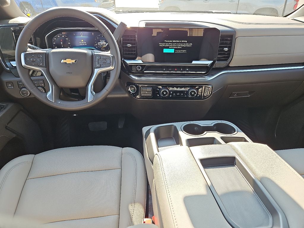 2025 Chevrolet Silverado 2500HD LTZ photo 18