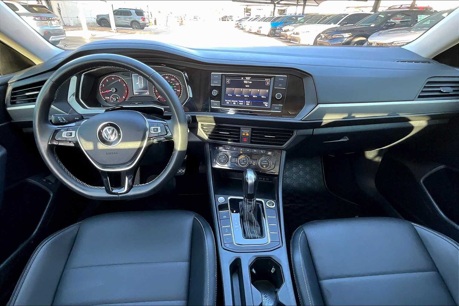 2021 Volkswagen Jetta SE photo 13