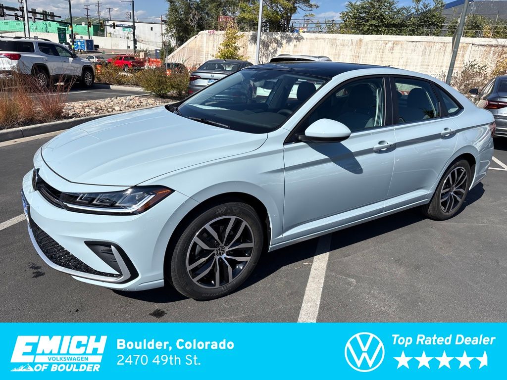 2025 Volkswagen Jetta SE's photo