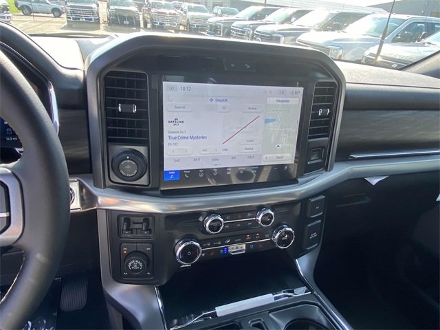 2025 Ford F-150 Lariat photo 16