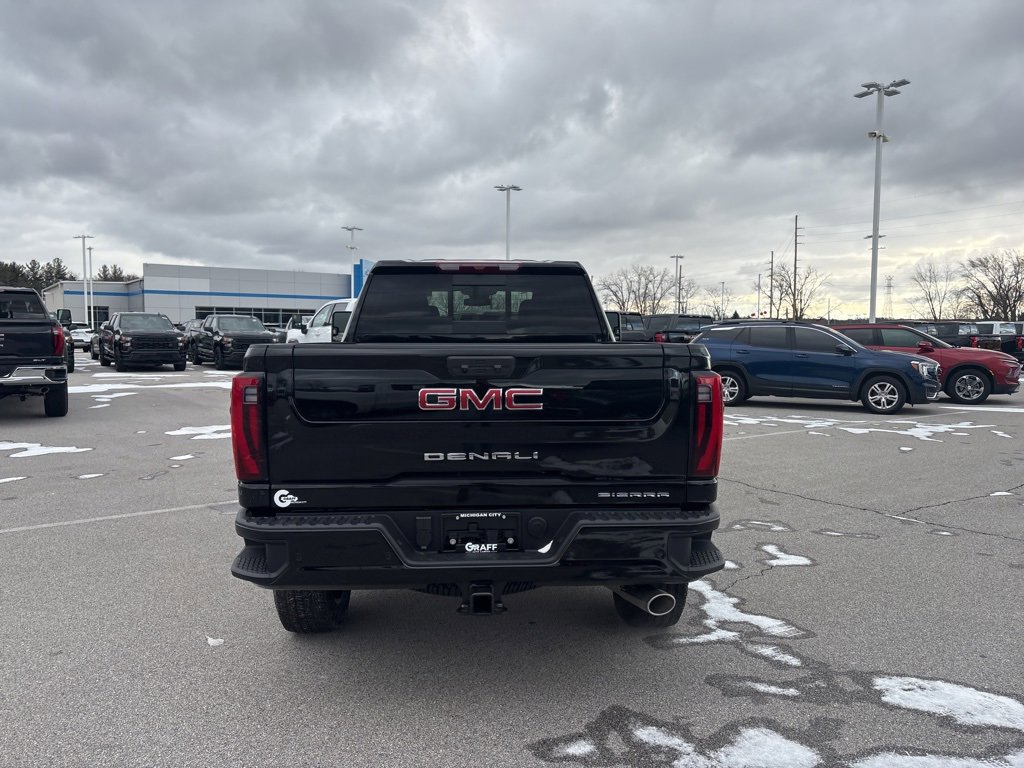 2026 Gmc Sierra HD Denali photo 2