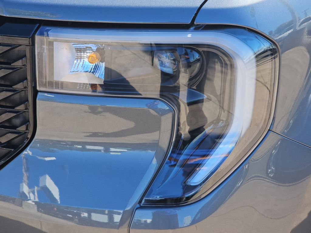 2025 Ford Maverick Lariat photo 30