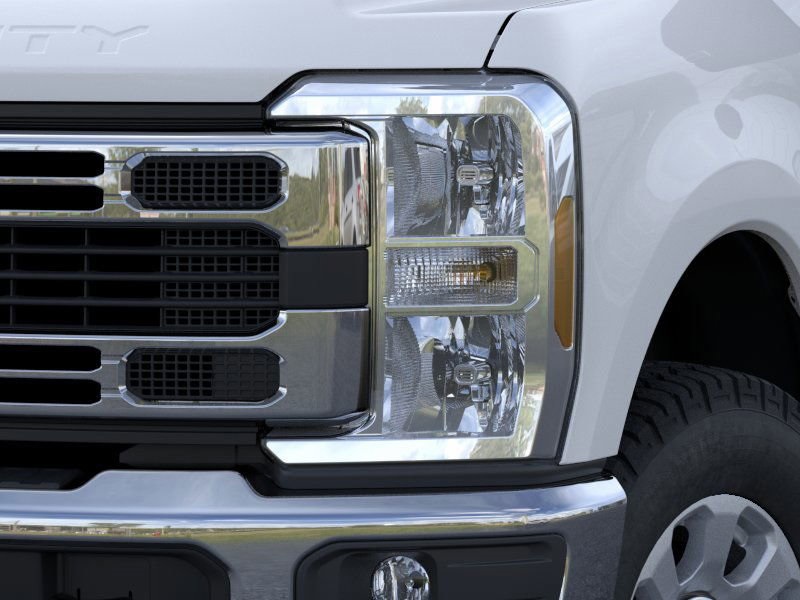 2025 Ford F-350 XLT photo 16