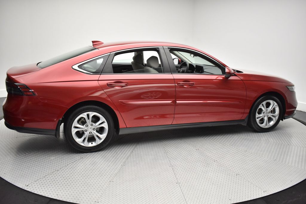 2023 Honda Accord LX photo 4