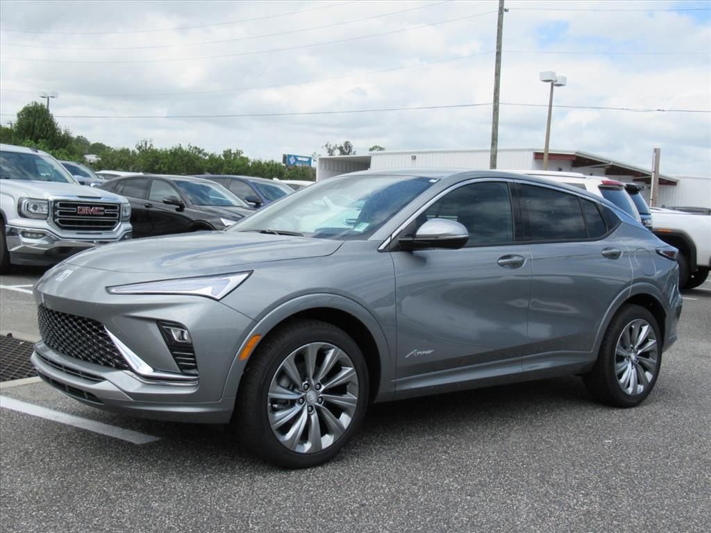 2025 Buick Envista Avenir photo 3