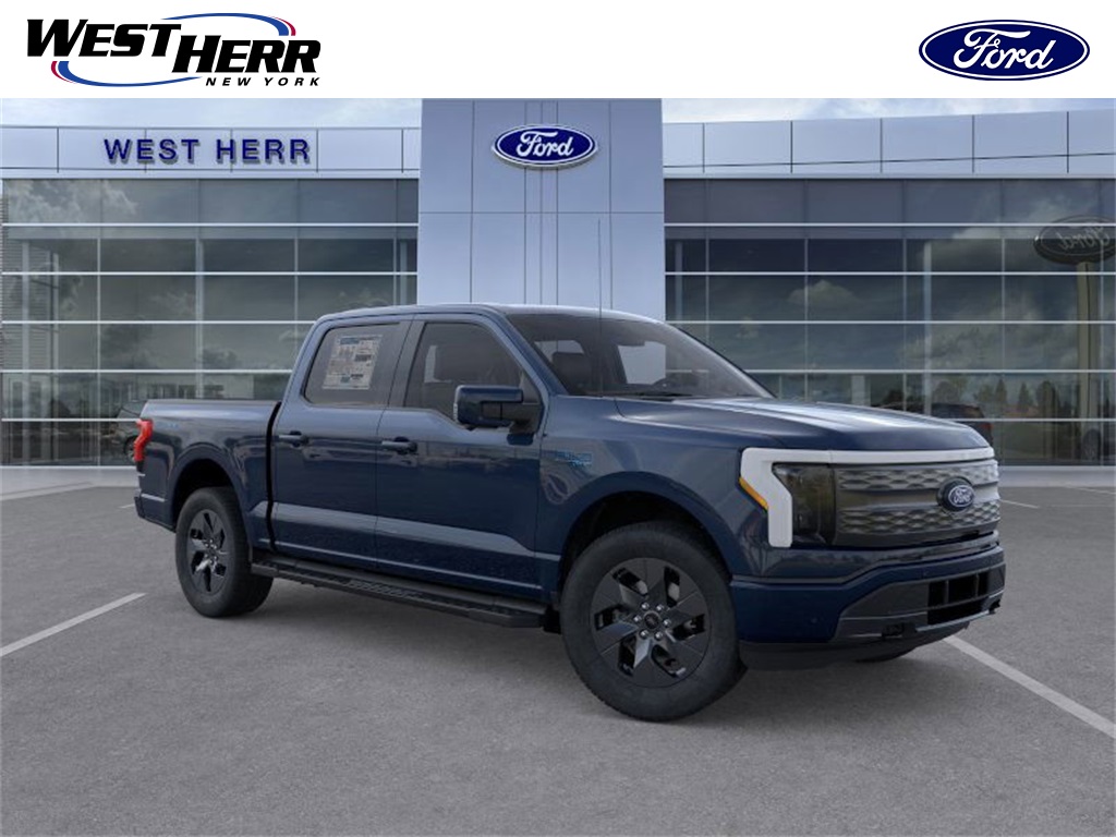 2025 Ford F-150 Lightning Lariat's photo