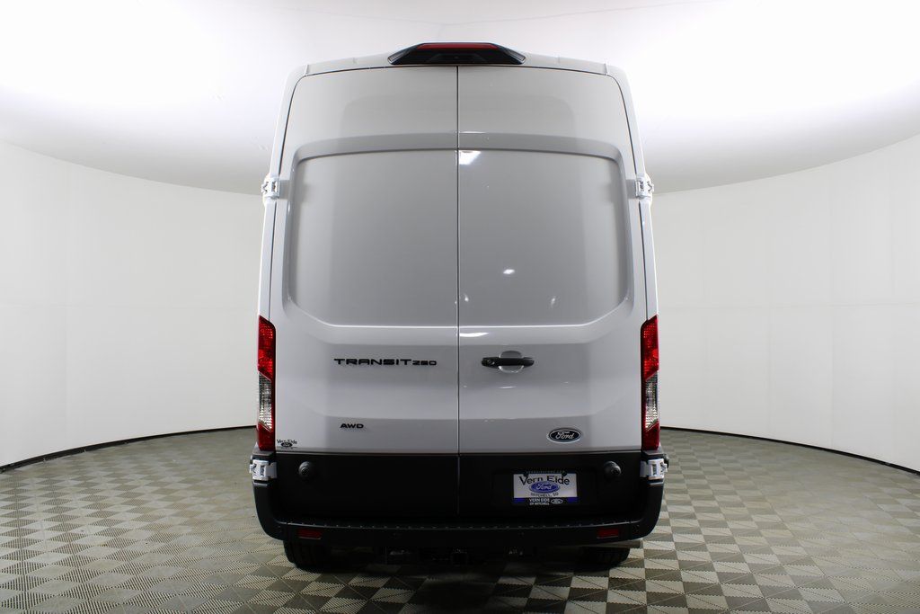 2026 Ford Transit photo 4