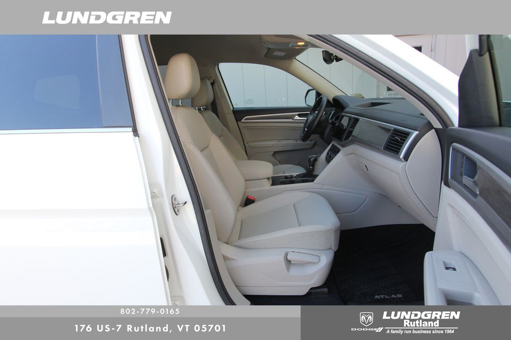 2019 Volkswagen Atlas V6 SE R-Line photo 8