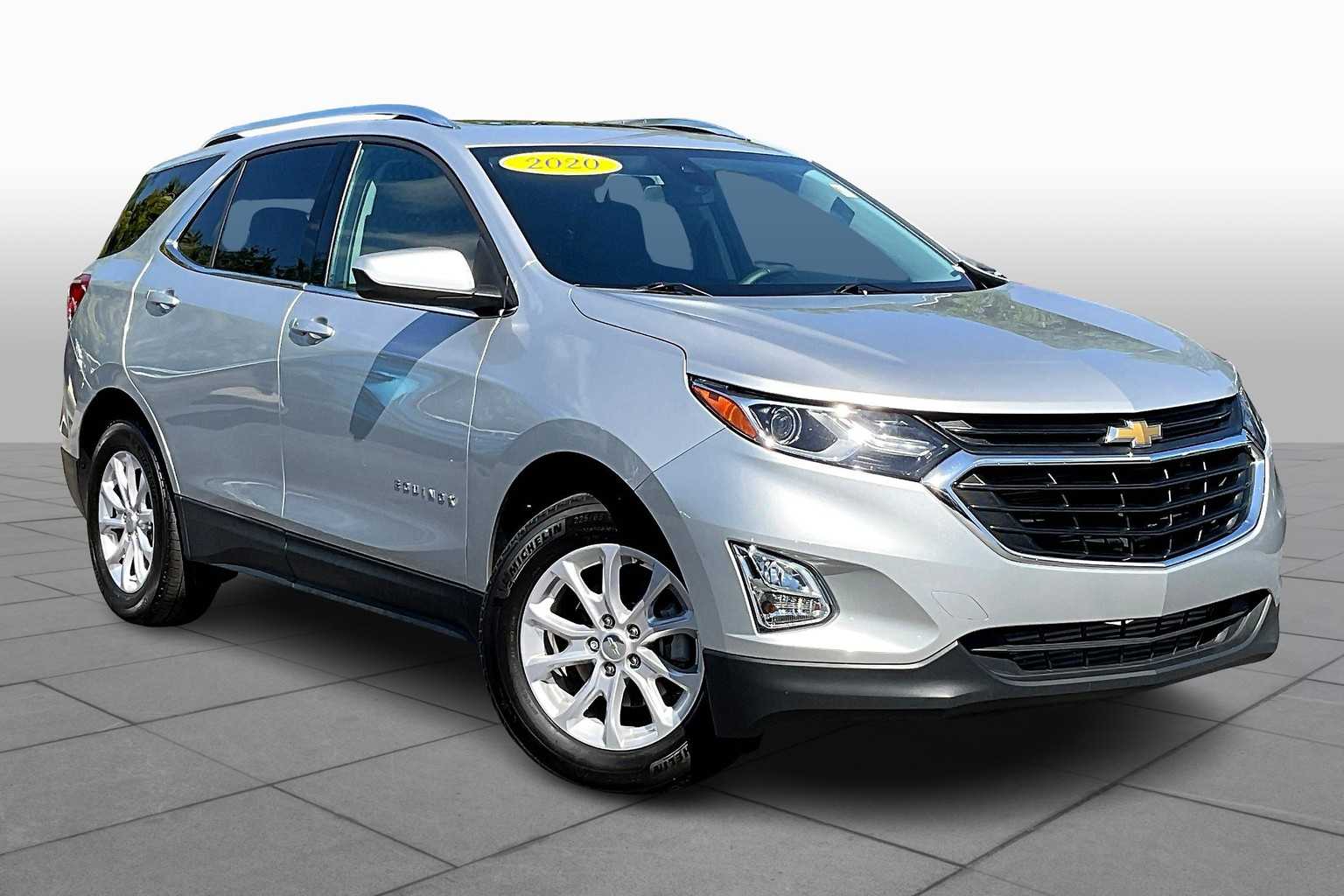2020 Chevrolet Equinox LT photo 2