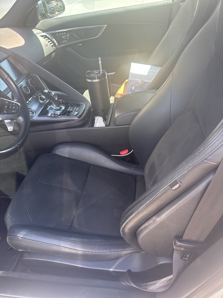 2019 Jaguar F-TYPE P300 photo 8