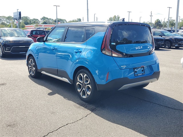 2025 Kia Soul EX photo 4