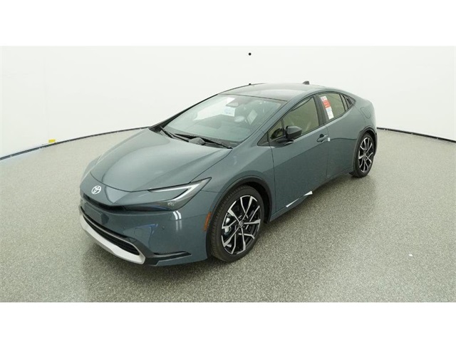 2026 Toyota Prius XSE's photo