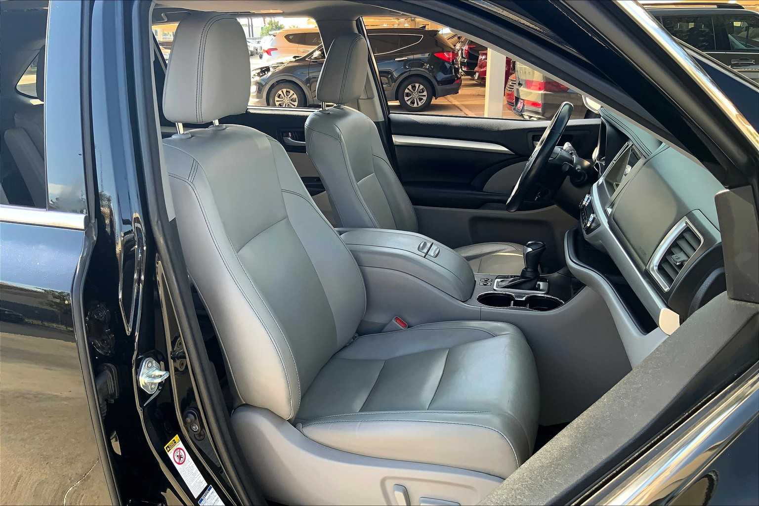 2018 Toyota Highlander XLE photo 8