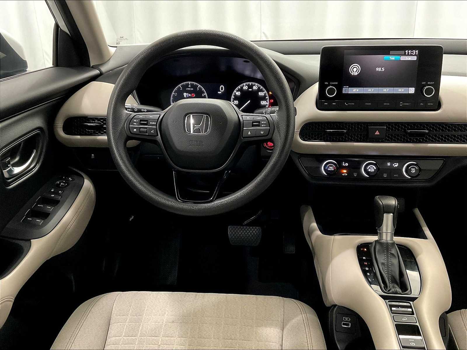2023 Honda HR-V LX photo 14